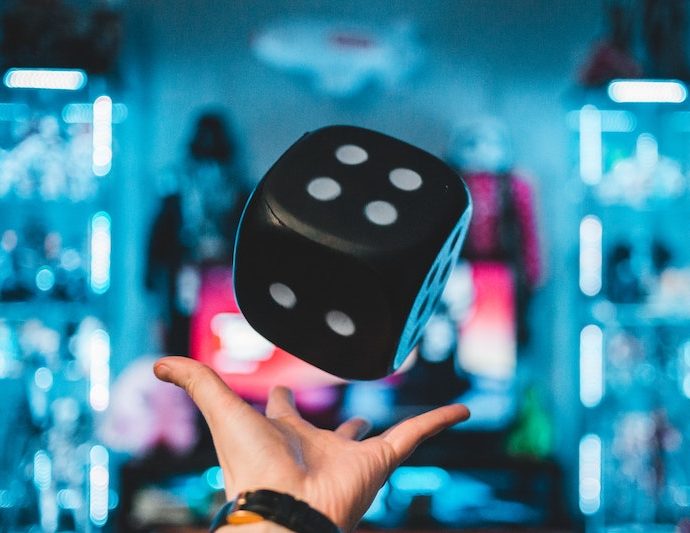 Why gambling websites are famous?